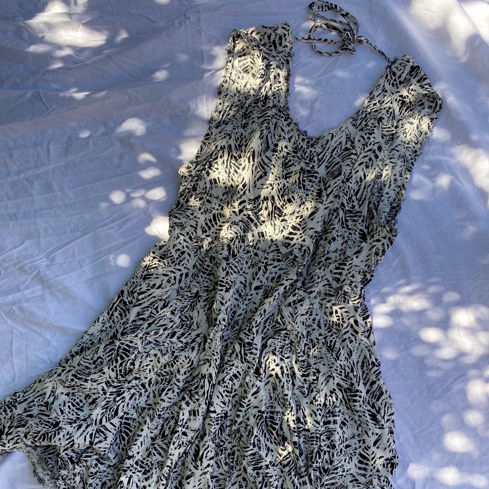 Urban Outfitters summery short flowy dress